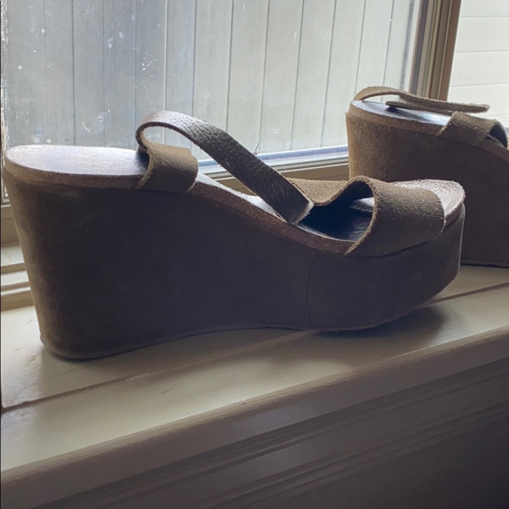 Pedro Garcia platform sandals. neutral color